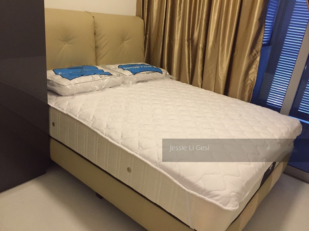 # 1 Loft (D14), Apartment #119126302